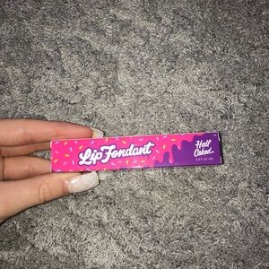 Half Caked Lip Fondant